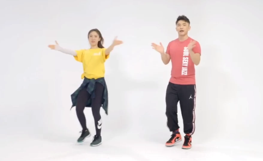 [减肥/塑形] 快乐燃脂塑身操：让你狂力甩肉，越跳越瘦！（2.8G）