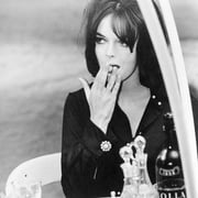 [剧情] 八部半 8½  [马塞洛·马斯楚安尼/克劳迪娅·卡汀娜][高清下载]