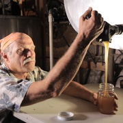 采得百花成蜜后 More Than Honey 剧照