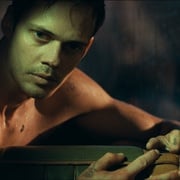 紧锁 Locked 剧照