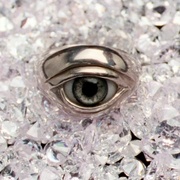 死钻倒影 Reflet dans un Diamant Mort 剧照