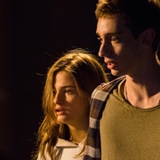 [科幻/惊悚] 第一缕曙光 First Light  [斯戴芬妮·斯考特/西奥多·佩尔兰][蓝光/高清1080p/4K下载]