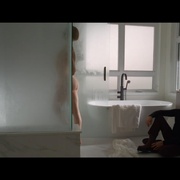 [科幻] 仿生人妻子 WifeLike  [乔纳森·莱斯·梅耶斯/埃莱娜·康博里斯][蓝光/高清1080p/4K下载]