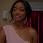 [喜剧/恐怖] 尖叫皇后 第二季 Scream Queens Season 2  [艾玛·罗伯茨/杰米·李·柯蒂斯][蓝光/高清1080p/4K下载]