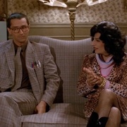 [喜剧] 没用的圣诞老人 Le père Noël est une ordure  [雅尼莫尼/玛丽-安娜·夏泽尔][蓝光/高清1080p/4K下载]