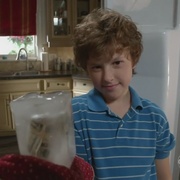 [喜剧/家庭] 摩登家庭  第三季 Modern Family Season 3  [艾德·奥尼尔/索菲娅·维加拉][蓝光/高清1080p/4K下载]