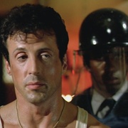 破茧威龙 Lock Up 剧照