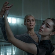 乔伊卡 The American 剧照