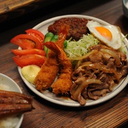 [剧情] 深夜食堂  [小林薰/须藤理彩][蓝光/高清1080p/4K下载]