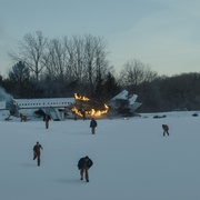 [剧情] 失序边缘 The Last Frontier  [杰森·克拉克/海莉·贝内特][蓝光/高清1080p/4K下载]