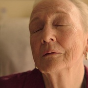 [剧情] 熟悉的触感 Familiar Touch  [H·乔恩·本杰明/凯思琳·查尔方特][蓝光/高清1080p/4K下载]