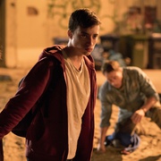 铁拳威龙 We Die Young 剧照