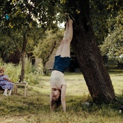 [剧情] 望向太阳 In die Sonne schauen  [路易斯·海耶尔/菲利普·施纳克][蓝光/高清1080p/4K下载]