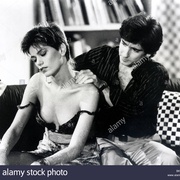 [喜剧/惊悚] 下班后 After Hours  [格里芬·邓恩/罗姗娜·阿奎特][蓝光/高清1080p/4K下载]