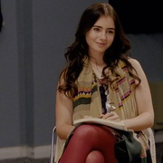 [喜剧] 英语老师 The English Teacher  [朱丽安·摩尔/莉莉·柯林斯][蓝光/高清1080p/4K下载]