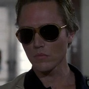 [战争/动作] 战争猛犬 The Dogs of War  [克里斯托弗·沃肯/汤姆·贝伦杰][蓝光/高清1080p/4K下载]