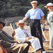 [犯罪/悬疑] 大侦探波洛 第一季 Agatha Christie's Poirot Season 1  [大卫·苏切/休·弗拉瑟][蓝光/高清1080p/4K下载]