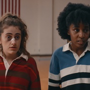 [同性/喜剧] 垫底俱乐部 Bottoms  [瑞秋·塞诺特/阿尤·艾德维利][蓝光/高清1080p/4K下载]