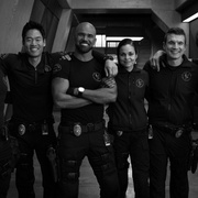 [动作/犯罪] 反恐特警组 第一季 S.W.A.T. Season 1  [斯黛芬妮·西格曼/琳娜·埃斯科][蓝光/高清1080p/4K下载]