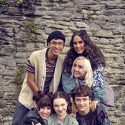 [惊悚/悬疑] 好女孩的谋杀调查指南 A Good Girl's Guide to Murder  [艾玛·迈尔斯/安娜·麦克西维尔·马丁][蓝光/高清1080p/4K下载]