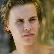 [剧情] 黑气球 The Black Balloon  [瑞斯·维克菲尔德/托妮·科莱特][蓝光/高清1080p/4K下载]