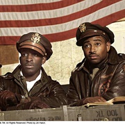 [战争/历史] 红色机尾 Red Tails  [内特·派克/大卫·奥伊罗][蓝光/高清1080p/4K下载]