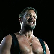 [同性/爱情] 后座 Pillion  [亚历山大·斯卡斯加德/哈利·米尔林][蓝光/高清1080p/4K下载]