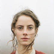 [爱情] 呼啸山庄 Wuthering Heights  [卡雅·斯考达里奥/妮可拉·伯利][蓝光/高清1080p/4K下载]