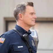 [惊悚/动作] 紧急呼救 第八季 9-1-1 Season 8  [安吉拉·贝塞特/彼得·克劳斯][蓝光/高清1080p/4K下载]