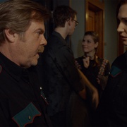 [惊悚/动作] 狙魔女杰 第二季 Wynonna Earp Season 2  [Victor Atelevich/凯瑟琳·巴雷尔][蓝光/高清1080p/4K下载]