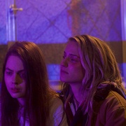 [惊悚/悬疑] 陆地空谷 Hollow in the Land  [迪安娜·阿格隆/肖恩·阿什莫][蓝光/高清1080p/4K下载]