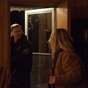 [惊悚/悬疑] 陆地空谷 Hollow in the Land  [迪安娜·阿格隆/肖恩·阿什莫][蓝光/高清1080p/4K下载]