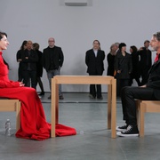 [传记/纪录片] 玛丽娜·阿布拉莫维奇：艺术家在场 Marina Abramović: The Artist Is Present  [玛丽娜·阿布拉莫维奇/乌雷][蓝光/高清1080p/4K下载]