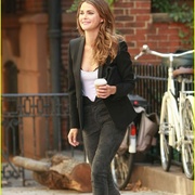 [剧情] 美国谍梦 第一季 The Americans Season 1  [凯丽·拉塞尔/马修·瑞斯][蓝光/高清1080p/4K下载]