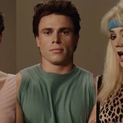 [惊悚/喜剧] 美国恐怖故事：1984 第九季 American Horror Story: 1984 Season 9  [艾玛·罗伯茨/比莉·洛德][蓝光/高清1080p/4K下载]