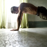 [犯罪/惊悚] 美国人 The American  [乔治·克鲁尼/维奥兰特·普拉奇多][蓝光/高清1080p/4K下载]