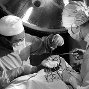 [恐怖] 没有面孔的眼睛 Les yeux sans visage  [皮埃尔·布拉瑟/阿莉达·瓦利][蓝光/高清1080p/4K下载]