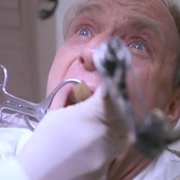 [恐怖] 魔鬼牙医 The Dentist  [柯宾·伯恩森/琳达·霍夫曼][蓝光/高清1080p/4K下载]