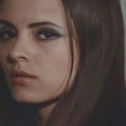 [恐怖] 女同性恋吸血鬼 Vampyros Lesbos  [索莱达德·米兰达/丹尼斯·普莱斯][蓝光/高清1080p/4K下载]