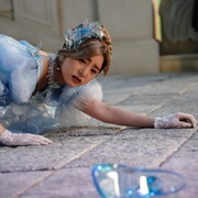 [犯罪/喜剧] 神探小红帽 赤ずきん、旅の途中で死体と出会う。  [桥本环奈/新木优子][蓝光/高清1080p/4K下载]