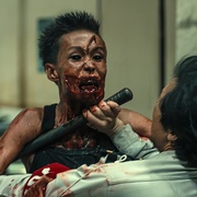 [恐怖/动作] 尸杀泰拳 ปากกัด ตีนถีบ  [约翰尼·安丰/娜塔妮查·纳瓦塔纳瓦尼][蓝光/高清1080p/4K下载]