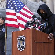 [犯罪/惊悚] 死亡笔记 Death Note  [纳特·沃尔夫/勒凯斯·斯坦菲尔德][蓝光/高清1080p/4K下载]