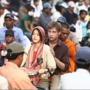 [剧情] 同中有异 Same Same But Different  [大卫·克劳斯 David Kross/阿萍雅·萨库尔·加伦苏 Apinya Sakuljaroensuk][蓝光/高清1080p/4K下载]