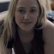 [恐怖/惊悚] 推动摇篮的手 The Hand That Rocks the Cradle  [麦卡·梦露/劳尔·卡斯蒂略][蓝光/高清1080p/4K下载]