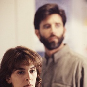 [惊悚] 推动摇篮的手 The Hand That Rocks the Cradle  [安娜贝拉·莎拉/瑞贝卡·德·莫妮][蓝光/高清1080p/4K下载]