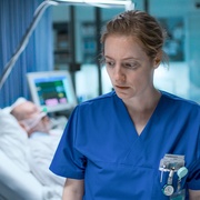 [剧情] 夜班 Heldin  [莉奥妮·贝尼希/桑娅·里森][蓝光/高清1080p/4K下载]