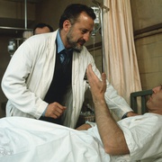 [喜剧] 医生故事 The Hospital  [乔治·C·斯科特/黛安娜·里格][蓝光/高清1080p/4K下载]