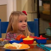 [家庭/喜剧] 查莉成长日记 第三季 Good Luck Charlie Season 3  [雷·艾琳·贝克/杰森·多雷][蓝光/高清1080p/4K下载]