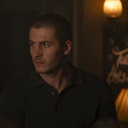 [犯罪/悬疑] 沉默法则 Code of Silence  [罗斯·艾林-埃利斯/基隆·摩尔][蓝光/高清1080p/4K下载]