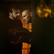 [犯罪/悬疑] 沉默法则 Code of Silence  [罗斯·艾林-埃利斯/基隆·摩尔][蓝光/高清1080p/4K下载]